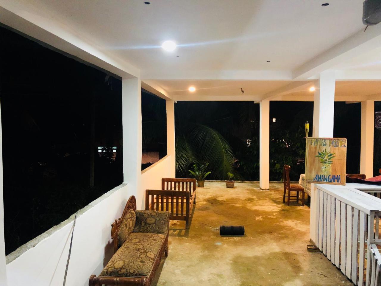 Mama'S Hostel אהנגאמה מראה חיצוני תמונה